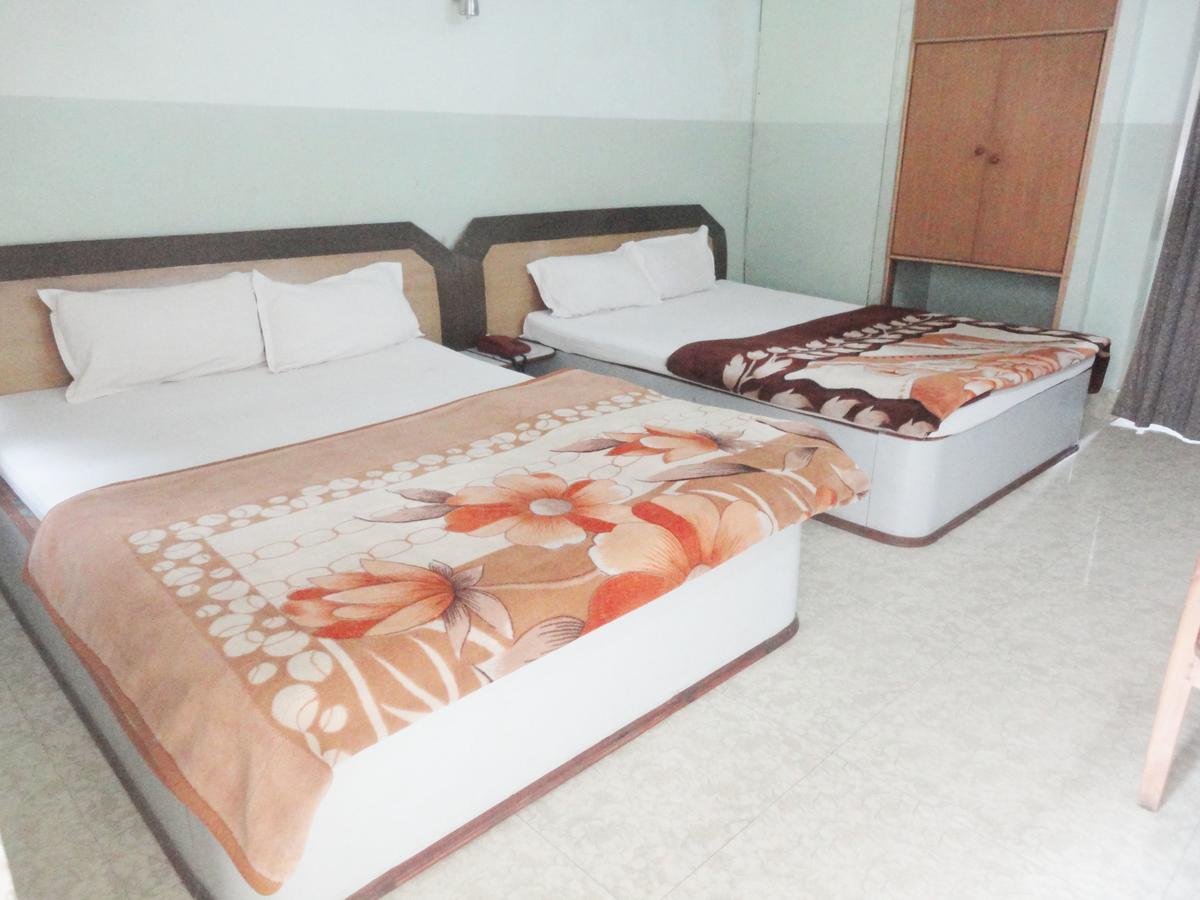 Hotel Yatrik Deoghar Zewnętrze zdjęcie